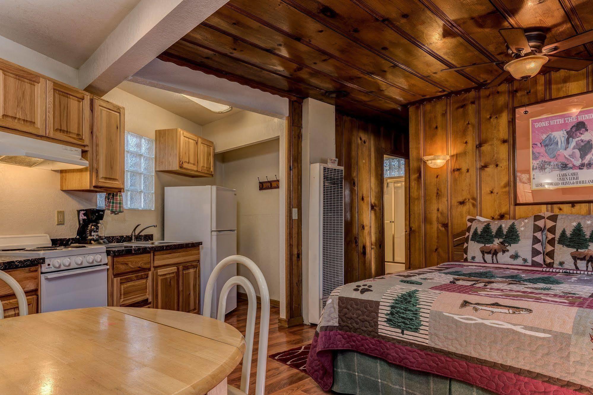 Doc'S Cottages South Lake Tahoe Stateline Exteriör bild