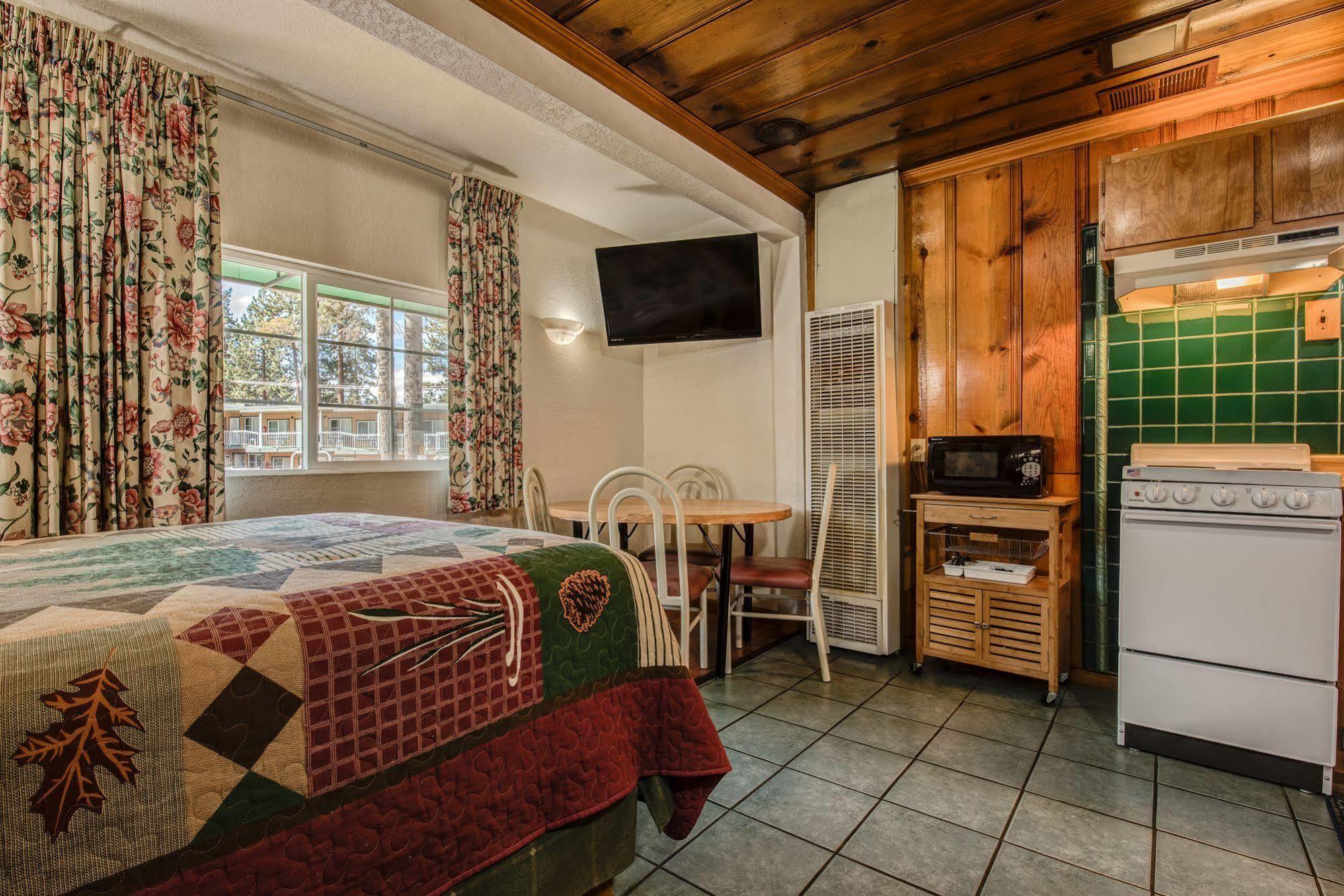 Doc'S Cottages South Lake Tahoe Stateline Exteriör bild